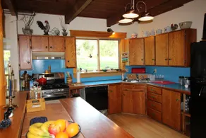 Relaxing lodge in the woods - Image 3