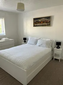 Amazing 3 Bed House in New Cross - Image 4