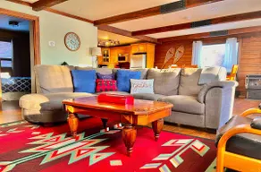 Cabin on the Creek (4 season) - Image 4