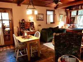 Charmingly Rustic-Pampered Comfort - Image 4