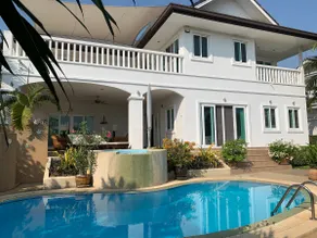 Luxury Panoramic Villa - Image 2