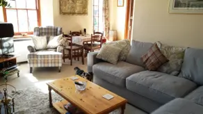 Conservation area cottage - Image 2