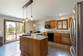 Clear Creek Blue Cabin mit Seezugang & 9 Hektar! - Image 3