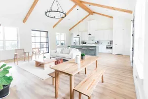 Farmhouse on 20 acres | Dino Valley | EV Charging - Image 5