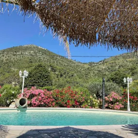 Maisonette in an exotic garden 9 km from Nice - Image 5