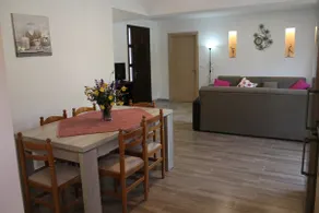 Salakos Mountain View Home - Image 5