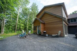 Stowe Mountain Road Getaway - Image 2
