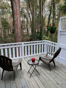 Single Story Freshly Renovated Townhouse Adjacent Haile Village Stocked Kitchen  - Image 4