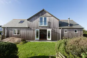 New Forge - luxury dog friendly cottage near Sennen & Gwenver beaches, parking - Image 4