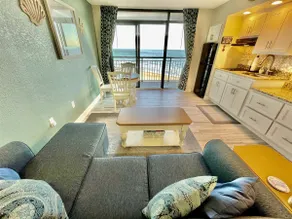 Modern Beachfront Condo oceanfront views 1018 - Image 5