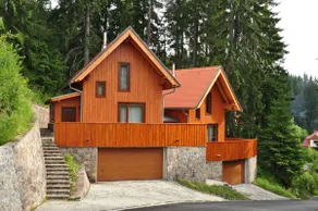Family vacation chalet in a quiet forest area - Image 2
