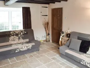 Listers Lodge - Image 4