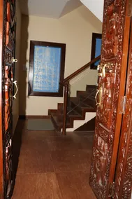 Queens' Garden Apartment & Vacation Home - Image 4