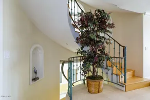 Stunning Hollywood Beach Ocean Front Home-0xnard - Image 5