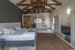 Thesen Harbour Town Apartments @ Beautiful Knysna Villas - Image 3