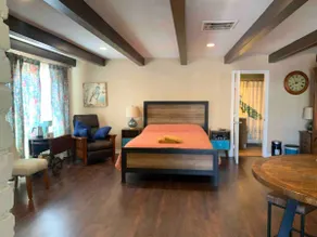 Huge Cozy Studio - Image 2