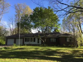 Three Bedroom Ranch Home in NW Indy on Wooded Lot - Image 5