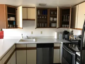Condo for 10 next to Landmark Live/Fiserv Forum - Image 3
