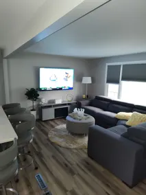 Welcome to Jacqueline's boutique home. - Image 5
