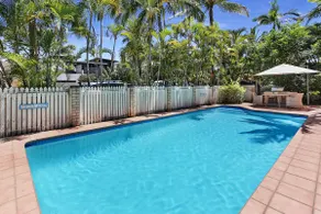 HighTide On Noosa Sound - Image 3