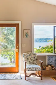 Olympic View Cottage by the Water - Image 2
