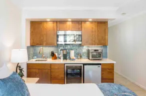 Oceanside Views just steps to beach AC/HT/Pool 261 - Image 2