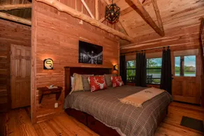 SR Screaming Eagle • Texas Ranch Escape - Image 3