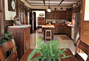 Catskill classic charm. - Image 4