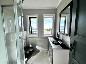 The Greyhouse "Big Apartment" - Image 5