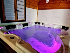 LE COSY Private HOT TUB Chalet - Image 3