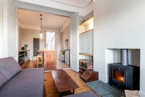 Elegant Seaview Apartment - Image 5