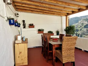 Views to the valley, Wi-Fi, Air-Con, terrace, - Image 3