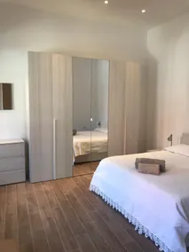 Cernobbio lake Como: cozy, central with parking - Image 3