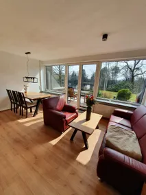 Idyllic house with 85 sqm of living space right on the lake with optional hot tub - Image 3