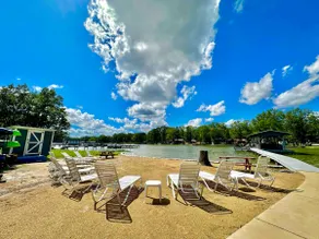 5 Star Lakefront home w/ pool & hot tub-Sleeps 40! - Image 3