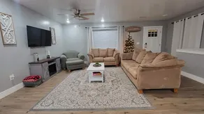 Remodeled home, close to everything! - Image 2