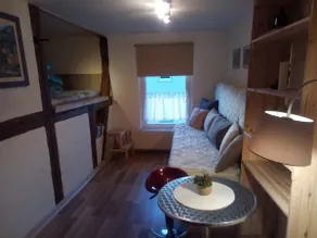 Small apartment in the animal house - Image 2