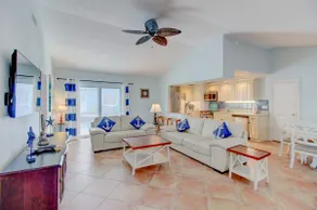 VILLA 6 walk to Beach 2 bedroom 2 Bath Pool - Image 4