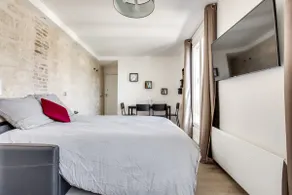 12 Eiffel Tower Apartment for 4 people - Image 5
