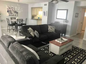This Must Be The Place Townhouse - Image 3
