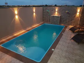 Heated Pool, 4 Bedrooms, Suite, up to 18 people - Image 3
