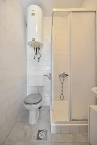 Apartment with a beautiful view - Image 2