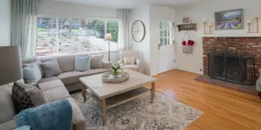 Southern California Cozy Lavender Cottage - Image 4