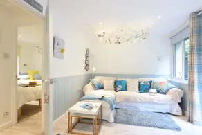 Mermaids Rest - Image 5