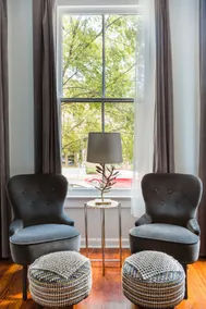 Elegant Victorian Restoration Steps from Forsyth Park - Image 2