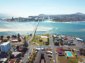 Waterfront beach house - Tuncurry/Forster - Image 2