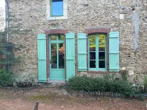 Beautiful room in the vineyard - Image 3