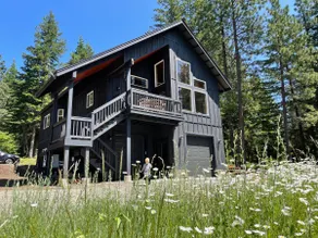 FUNcadia Mtn View Home w/ hot tub, 2 king rooms - Image 2