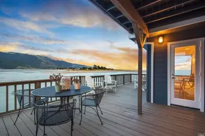 Bolinas Beach Home - Over the water with spectacular views - Image 3