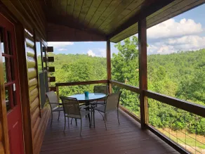 Misty Hollow Hideaway near the Buffalo River, AR - Image 3